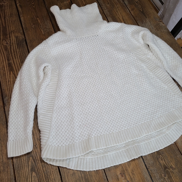 Alfred Sung Women's Turtleneck Sweater - Picture 4 of 6